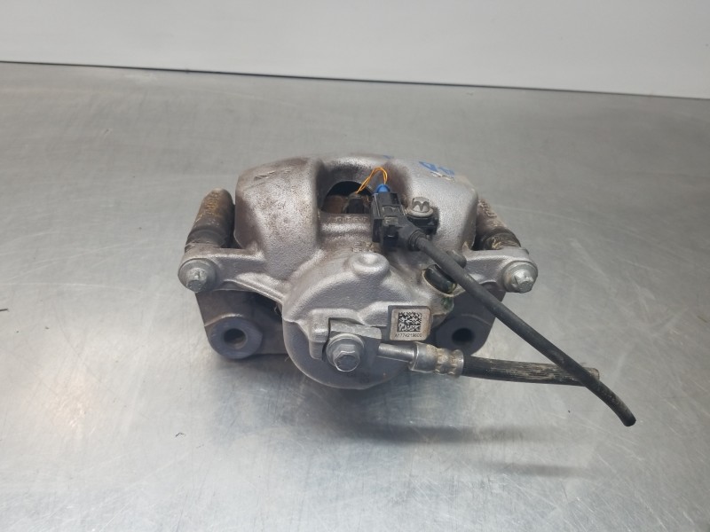 Recambio de pinza freno delantera derecha para mercedes clase a (w177) 200 d referencia OEM IAM A2474214000  