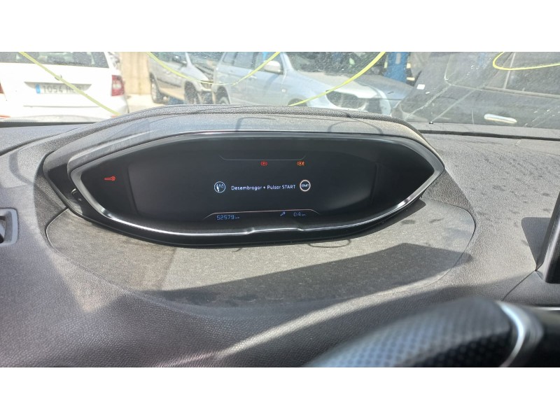 peugeot 3008 del año 2020