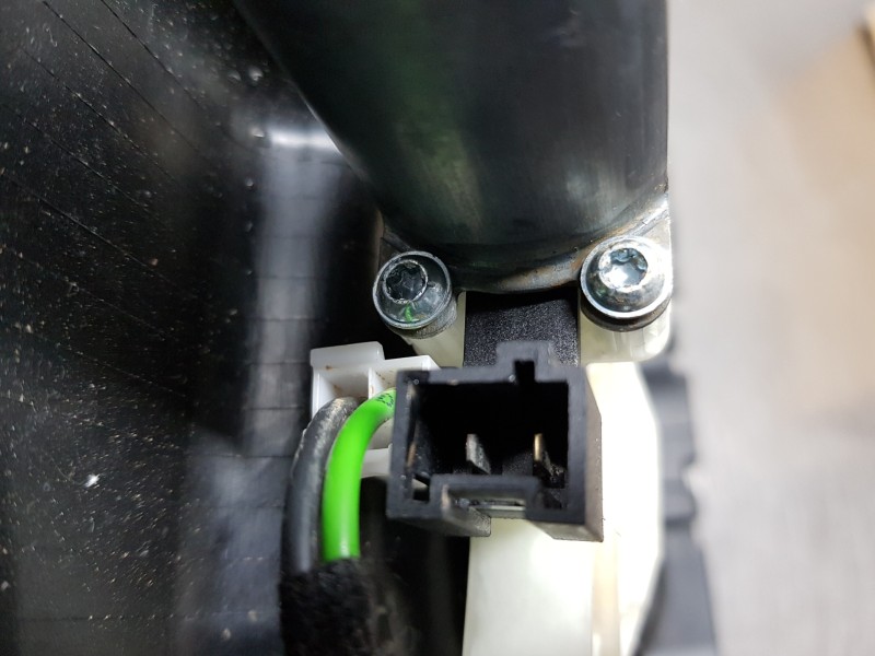 Recambio de elevalunas delantero derecho para mercedes clase a (w177) 200 d referencia OEM IAM A1777205800 A0009065706 