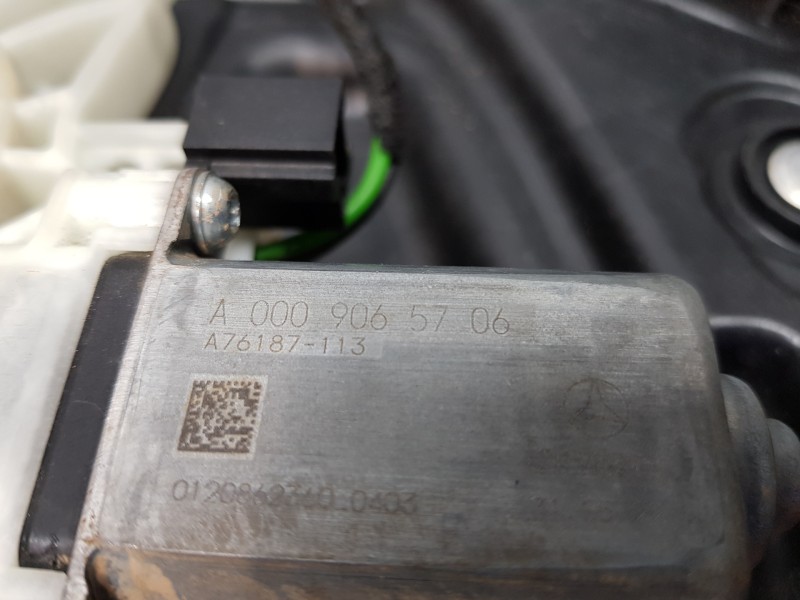 Recambio de elevalunas delantero derecho para mercedes clase a (w177) 200 d referencia OEM IAM A1777205800 A0009065706 