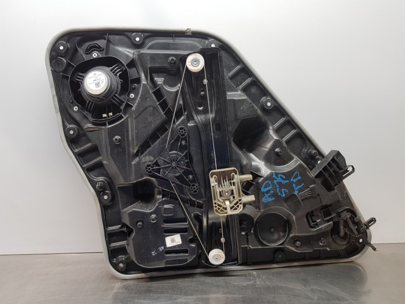 Recambio de elevalunas trasero derecho para mercedes clase a (w177) 200 d referencia OEM IAM A1777300402 A0009060908 