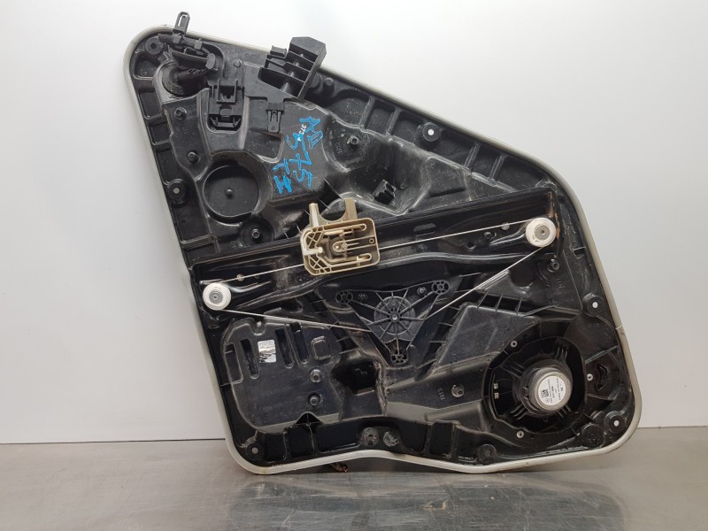 Recambio de elevalunas trasero izquierdo para mercedes clase a (w177) 200 d referencia OEM IAM A1777300302 A0009060808 