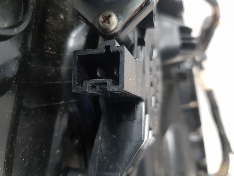 Recambio de elevalunas trasero izquierdo para mercedes clase a (w177) 200 d referencia OEM IAM A1777300302 A0009060808 