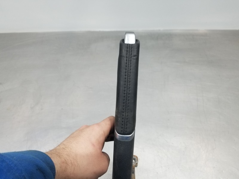 Recambio de palanca freno de mano para audi a1 sportback (gba) cool referencia OEM IAM 2Q0711303C  