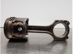 Recambio de biela para kia sportage dynamic referencia OEM IAM 235102A400 234A02A930 