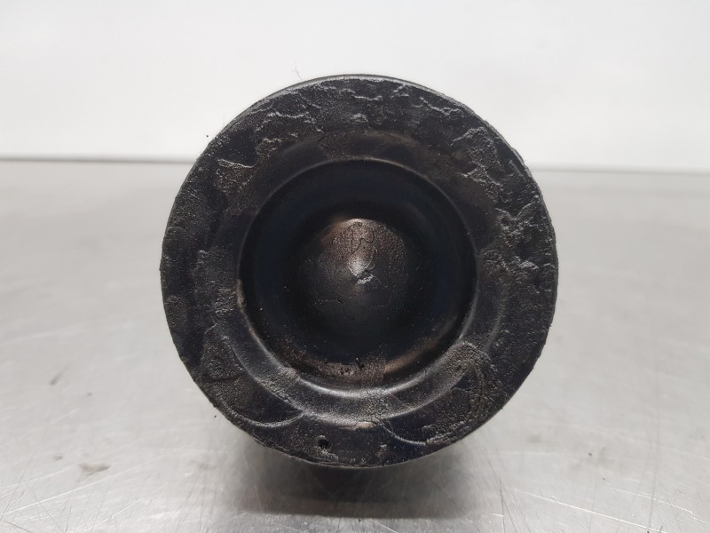 Recambio de biela para kia sportage dynamic referencia OEM IAM 235102A400 234A02A930 