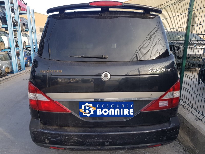 ssangyong rodius del año 2005