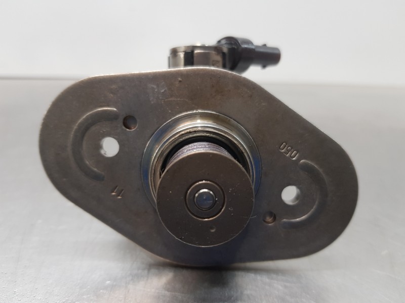 Recambio de bomba inyeccion para mini mini 5-trg. (f55) one referencia OEM IAM 13518631642 0261520521 