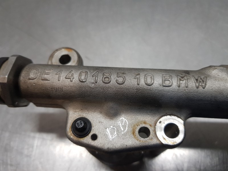 Recambio de rampa inyectora para mini mini 5-trg. (f55) one referencia OEM IAM 13538665631 8665631 