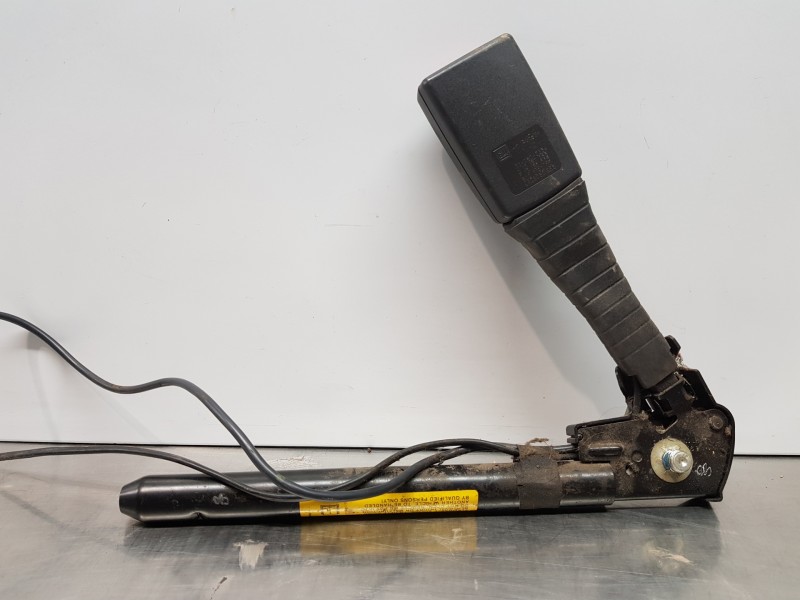 Recambio de pretensor airbag izquierdo para opel astra h berlina cosmo referencia OEM IAM 93179240 13127268 13130025