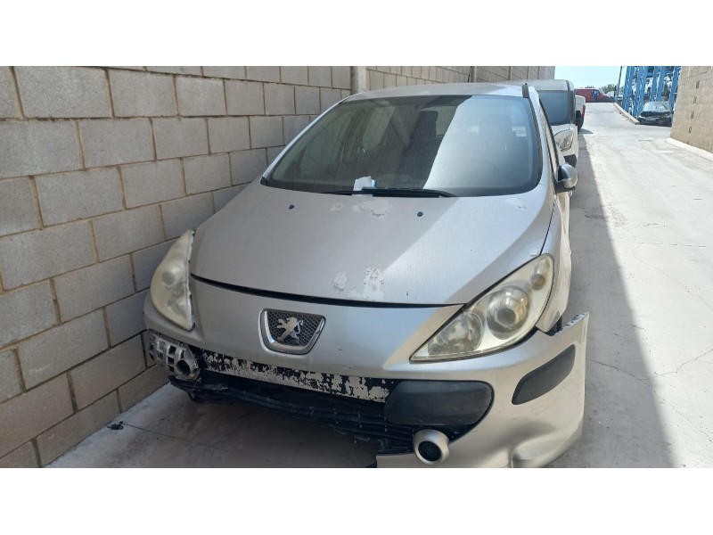 peugeot 307 berlina (s2) del año 2006