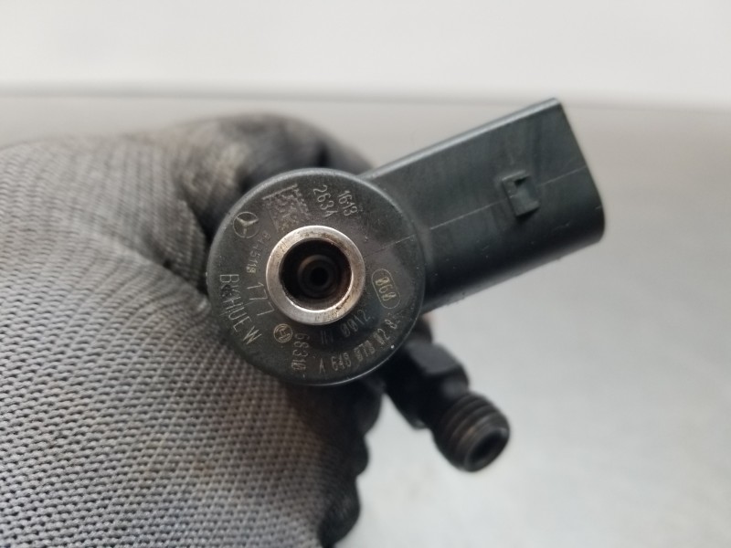 Recambio de inyector para mercedes clase e (w211) berlina e 320 cdi (211.026) referencia OEM IAM A6480700287  