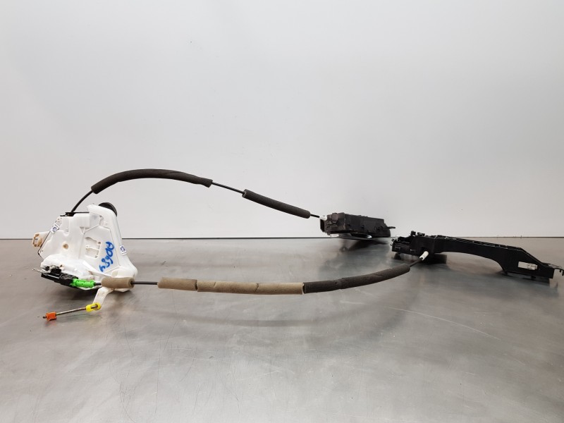 Recambio de cerradura puerta delantera izquierda para nissan qashqai (j12) acenta referencia OEM IAM 805016UA0A  