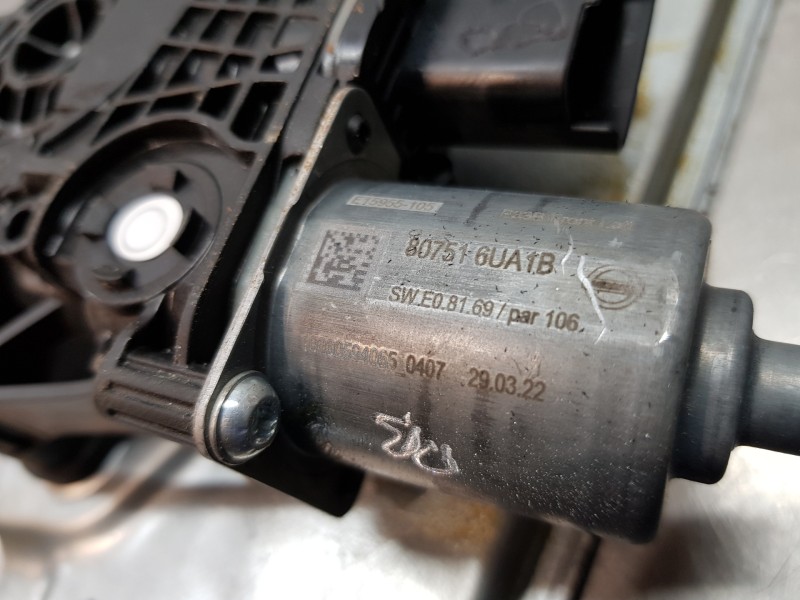 Recambio de elevalunas delantero izquierdo para nissan qashqai (j12) acenta referencia OEM IAM 807016UA1B 807516UA1B  Recambio de elevalunas delantero izquierdo para nissan qashqai (j12) acenta referencia OEM IAM 807016UA1B 807516UA1B