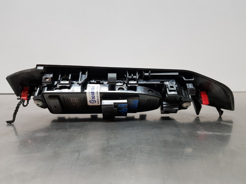 Recambio de mando elevalunas delantero izquierdo para nissan qashqai (j12) acenta referencia OEM IAM 254016UB3A   Recambio de mando elevalunas delantero izquierdo para nissan qashqai (j12) acenta referencia OEM IAM 254016UB3A