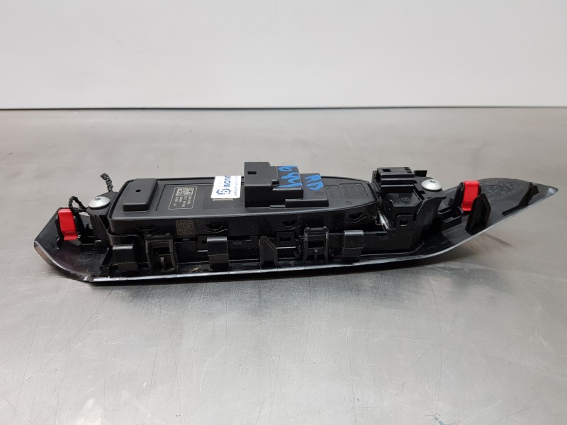 Recambio de mando elevalunas delantero izquierdo para nissan qashqai (j12) acenta referencia OEM IAM 254016UB3A   Recambio de mando elevalunas delantero izquierdo para nissan qashqai (j12) acenta referencia OEM IAM 254016UB3A