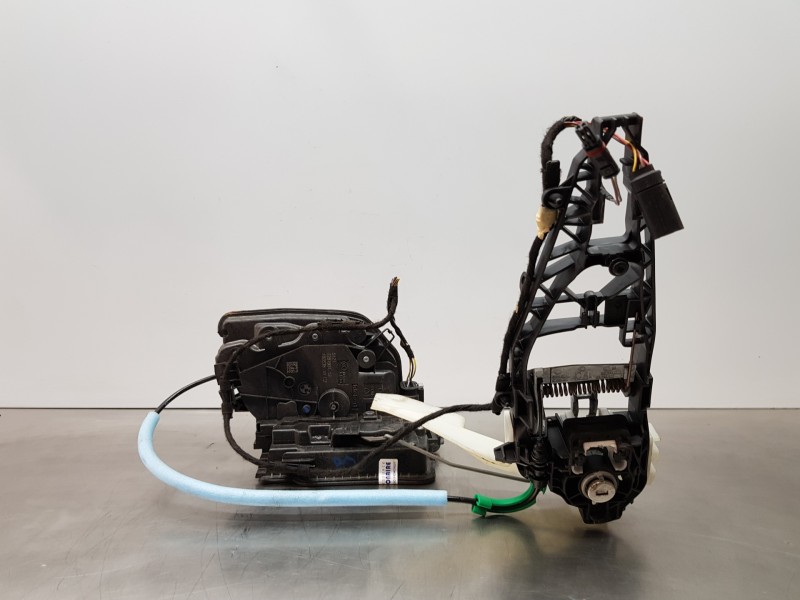 Recambio de cerradura puerta delantera izquierda para bmw x1 (f48) sdrive referencia OEM IAM 51217281931  