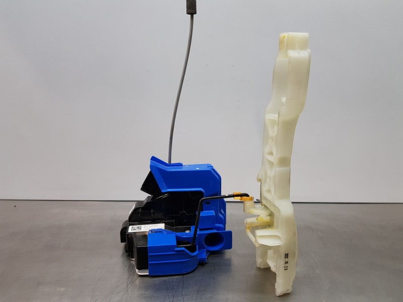 Recambio de cerradura puerta delantera izquierda para hyundai i20 iii active referencia OEM IAM 81310Q0000  