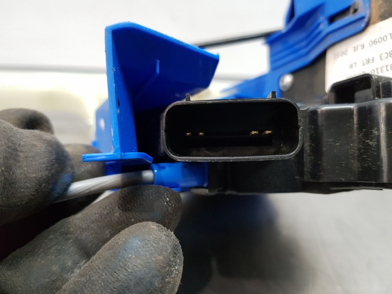 Recambio de cerradura puerta delantera izquierda para hyundai i20 iii active referencia OEM IAM 81310Q0000  