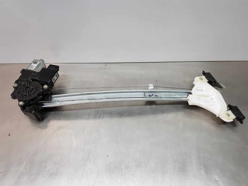 Recambio de elevalunas delantero izquierdo para hyundai i20 iii active referencia OEM IAM 82403Q0010 82401Q0020  Recambio de elevalunas delantero izquierdo para hyundai i20 iii active referencia OEM IAM 82403Q0010 82401Q0020