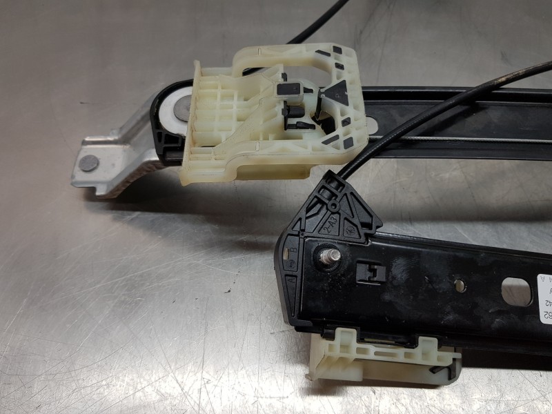 Recambio de elevalunas delantero derecho para audi q3 sportback (f3n) s line referencia OEM IAM 5Q0959801C 83A837462 