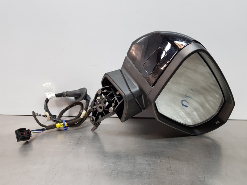 Recambio de retrovisor derecho para audi q3 sportback (f3n) s line referencia OEM IAM 83B857410H9B9 83B857410H 