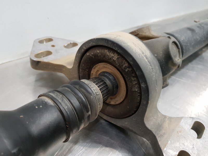 Recambio de transmision central para mercedes vito mixto (447) combi referencia OEM IAM A4474101500  