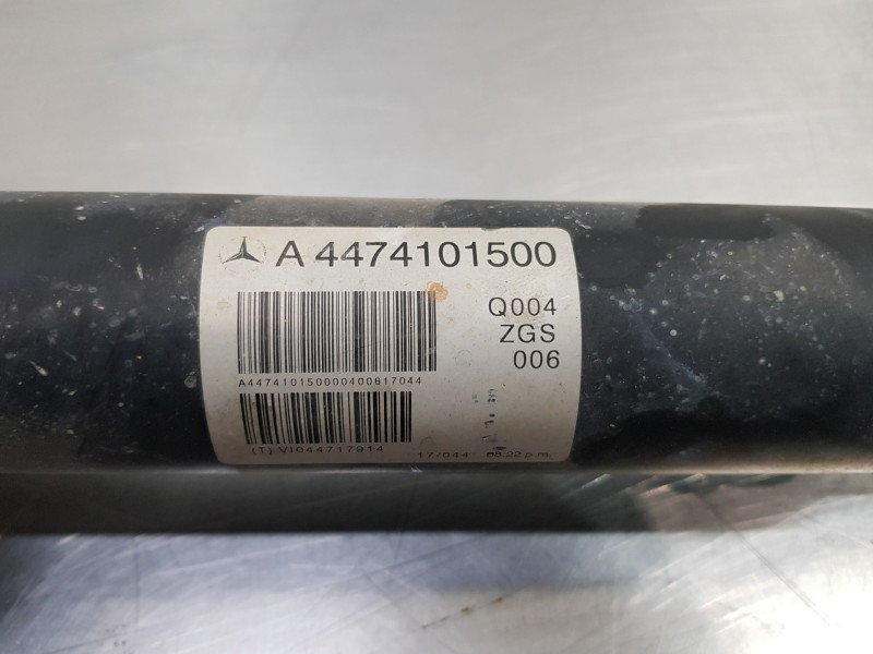 Recambio de transmision central para mercedes vito mixto (447) combi referencia OEM IAM A4474101500  