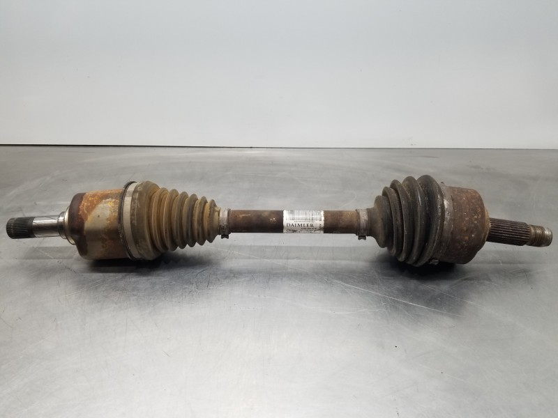 Recambio de transmision delantera izquierda para mercedes vito mixto (447) combi referencia OEM IAM A4473305300  