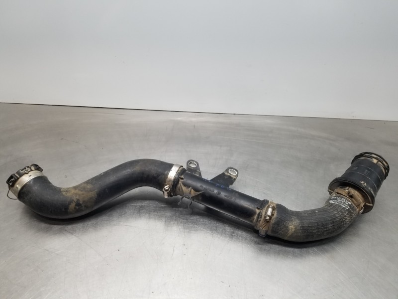 Recambio de tubo presion turbocompresor para mercedes vito mixto (447) combi referencia OEM IAM A4475280582  