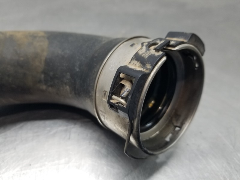 Recambio de tubo presion turbocompresor para mercedes vito mixto (447) combi referencia OEM IAM A4475280582  