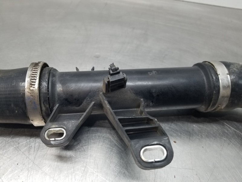 Recambio de tubo presion turbocompresor para mercedes vito mixto (447) combi referencia OEM IAM A4475280582  