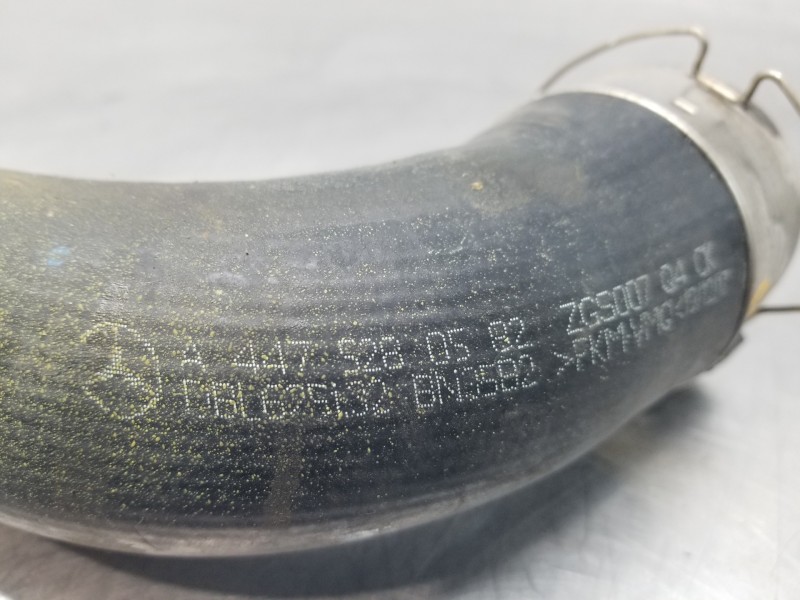 Recambio de tubo presion turbocompresor para mercedes vito mixto (447) combi referencia OEM IAM A4475280582  