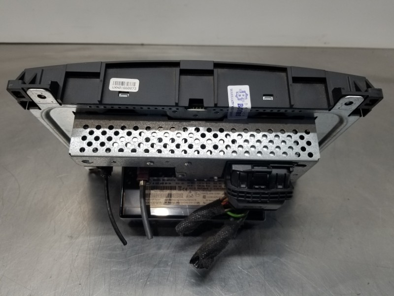 Recambio de sistema audio / radio cd para mercedes vito mixto (447) combi referencia OEM IAM A4479008905  