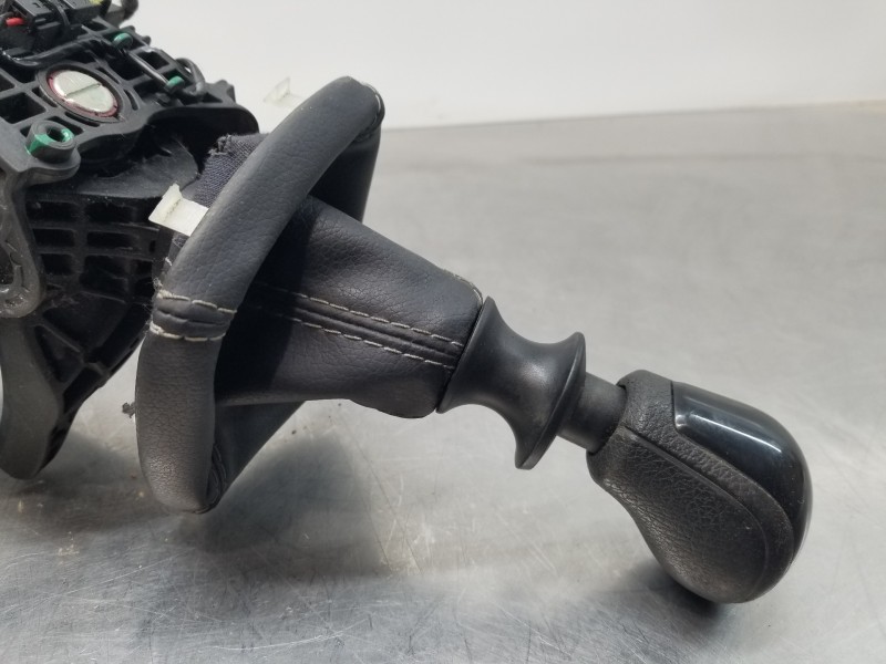 Recambio de palanca cambio para mercedes vito mixto (447) combi referencia OEM IAM A4472601600 A4472600598 