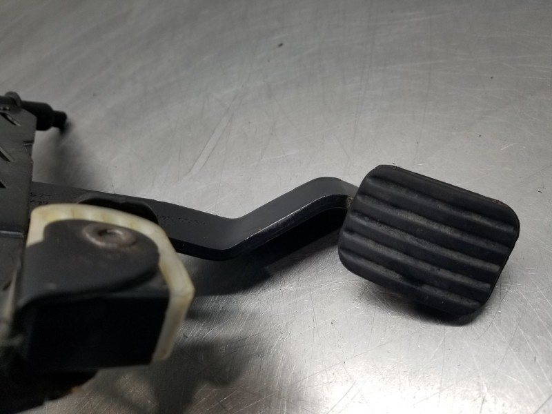 Recambio de palanca freno de mano para mercedes vito mixto (447) combi referencia OEM IAM A4474200084  