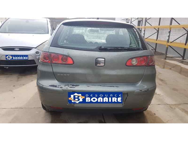 seat ibiza (6l1) del año 2003
