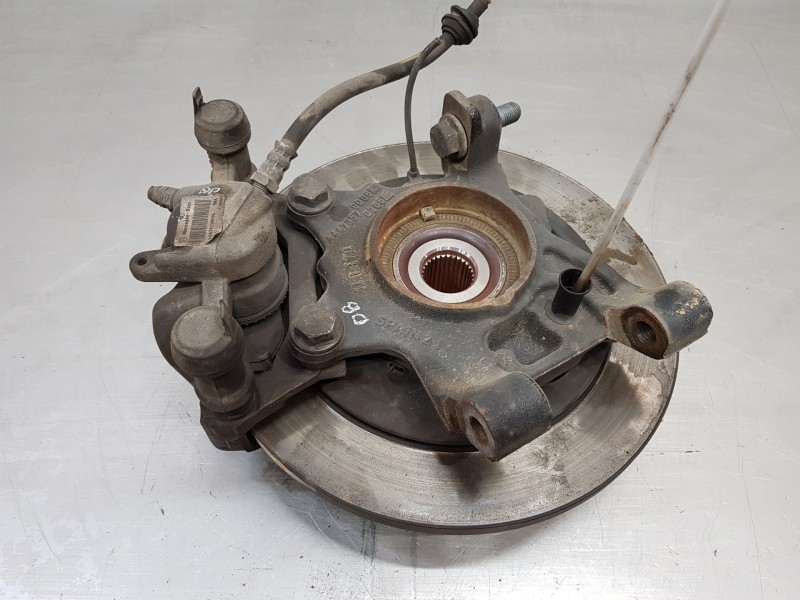 Recambio de mangueta trasera izquierda para mercedes vito mixto (447) select referencia OEM IAM A4473505500  