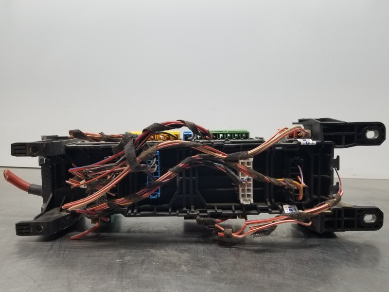 Recambio de caja reles / fusibles para mercedes vito mixto (447) combi referencia OEM IAM A4475460046  