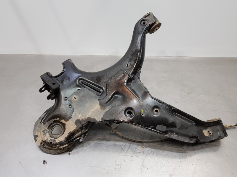 Recambio de brazo suspension inferior trasero derecho para mercedes vito mixto (447) select referencia OEM IAM A4473505400  