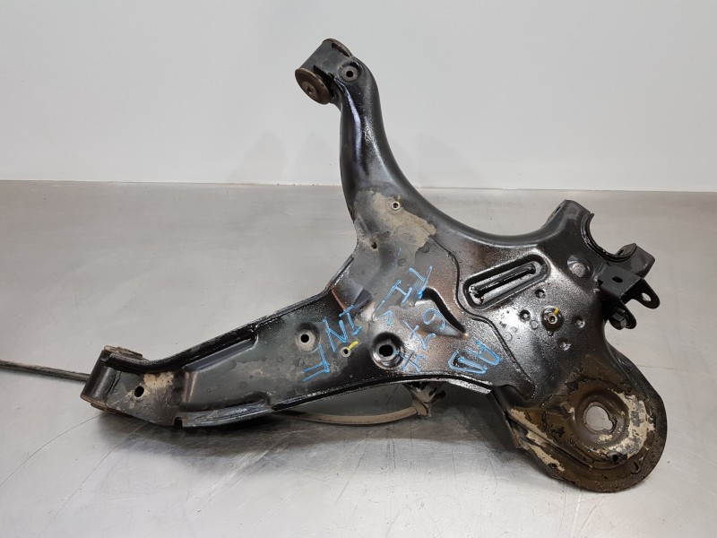 Recambio de brazo suspension inferior trasero izquierdo para mercedes vito mixto (447) select referencia OEM IAM A4473505300  