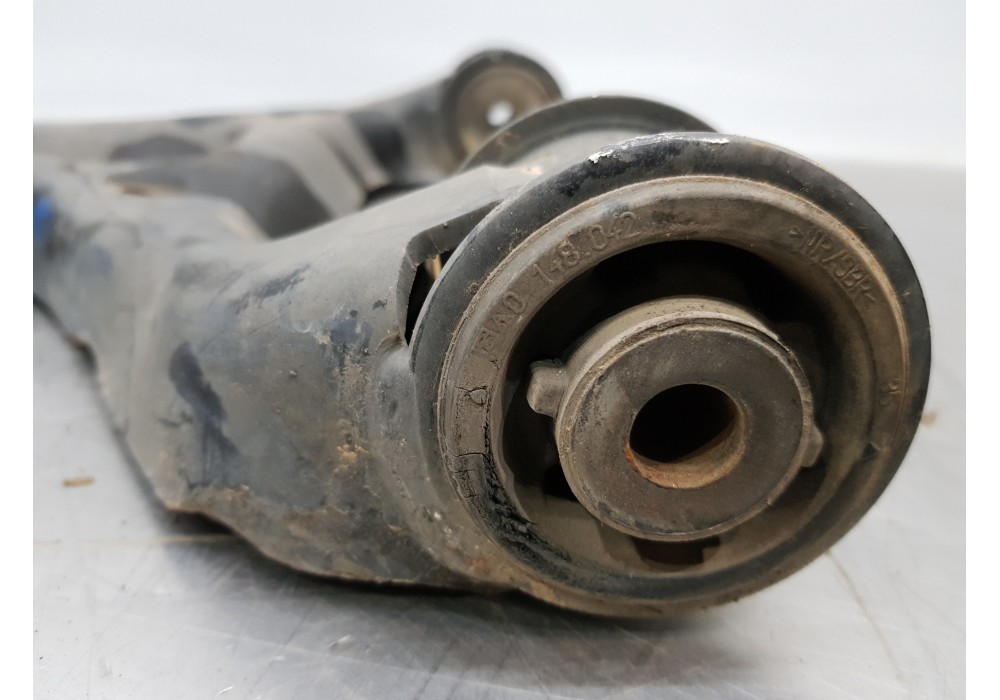 Recambio de brazo suspension inferior delantero derecho para mercedes vito mixto (447) select referencia OEM IAM A4473303000  
