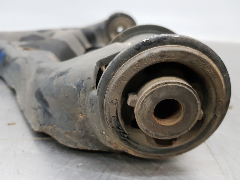 Recambio de brazo suspension inferior delantero derecho para mercedes vito mixto (447) select referencia OEM IAM A4473303000  