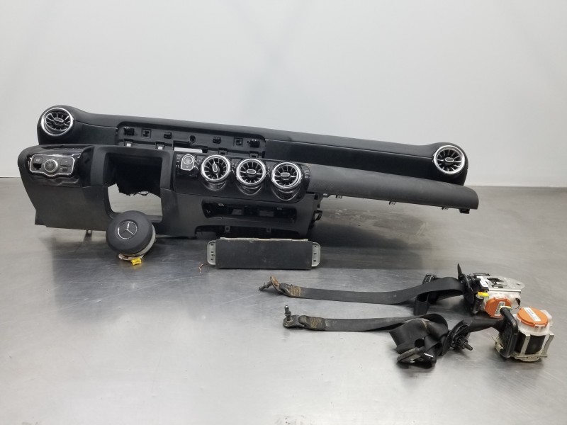 Recambio de kit airbag para mercedes clase a (w177) 200 d referencia OEM IAM A1776806102  