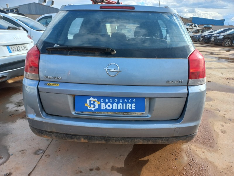 opel signum del año 2003