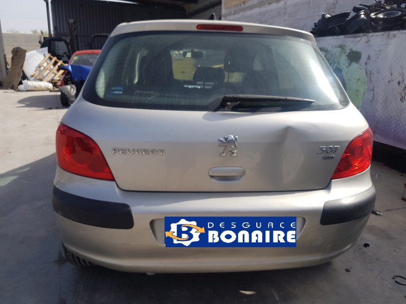 peugeot 307 berlina (s2) del año 2005