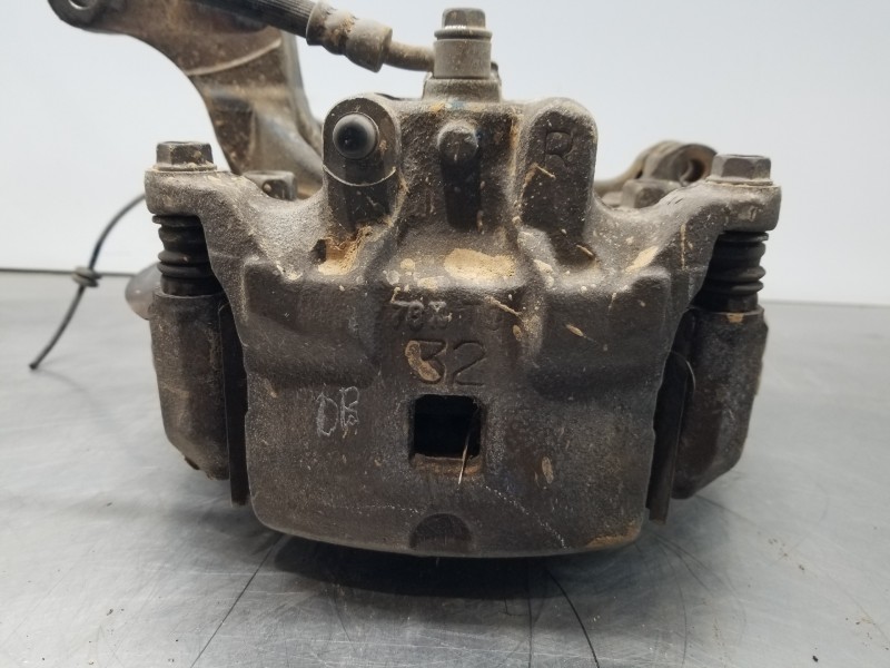 Recambio de mangueta delantera derecha para nissan pulsar (c13) fastback referencia OEM IAM 400141KK0A 40202BA60A 