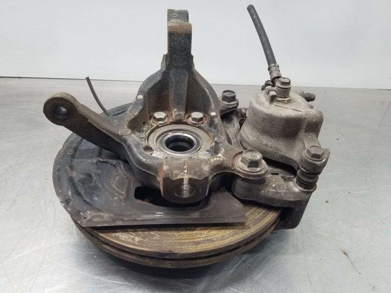 Recambio de mangueta delantera izquierda para nissan pulsar (c13) fastback referencia OEM IAM 400151KK0A 40202BA60A 