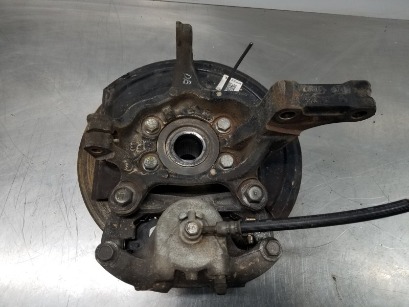 Recambio de mangueta delantera izquierda para nissan pulsar (c13) fastback referencia OEM IAM 400151KK0A 40202BA60A 