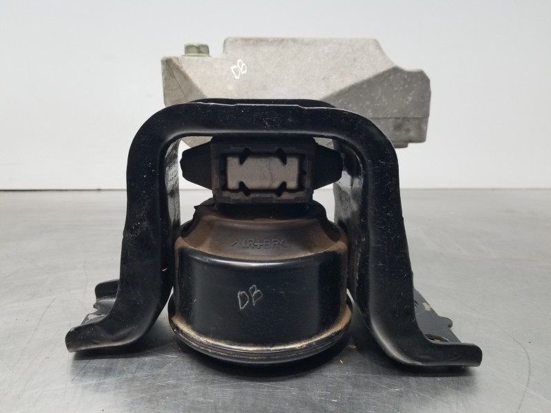 Recambio de soporte motor derecho para nissan pulsar (c13) fastback referencia OEM IAM 112103ZU0A  